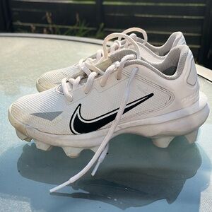 Nike cleats Mike Trout size 1 boys